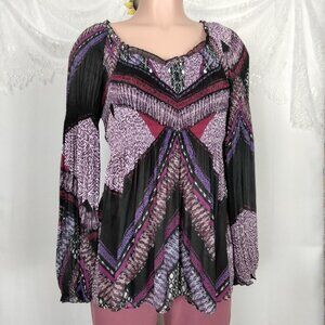 Valerie Stevens peasant top long sleeves v neck L